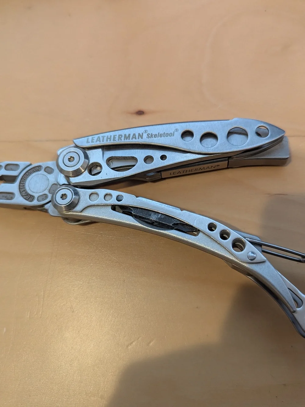 Leatherman Skeletool Compact Silver Multi-Tool